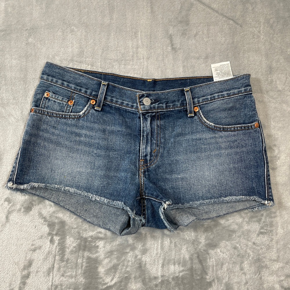 Levis 524 Low Rise Denim Cut Off Shorts Medium Wash Blue Size 29